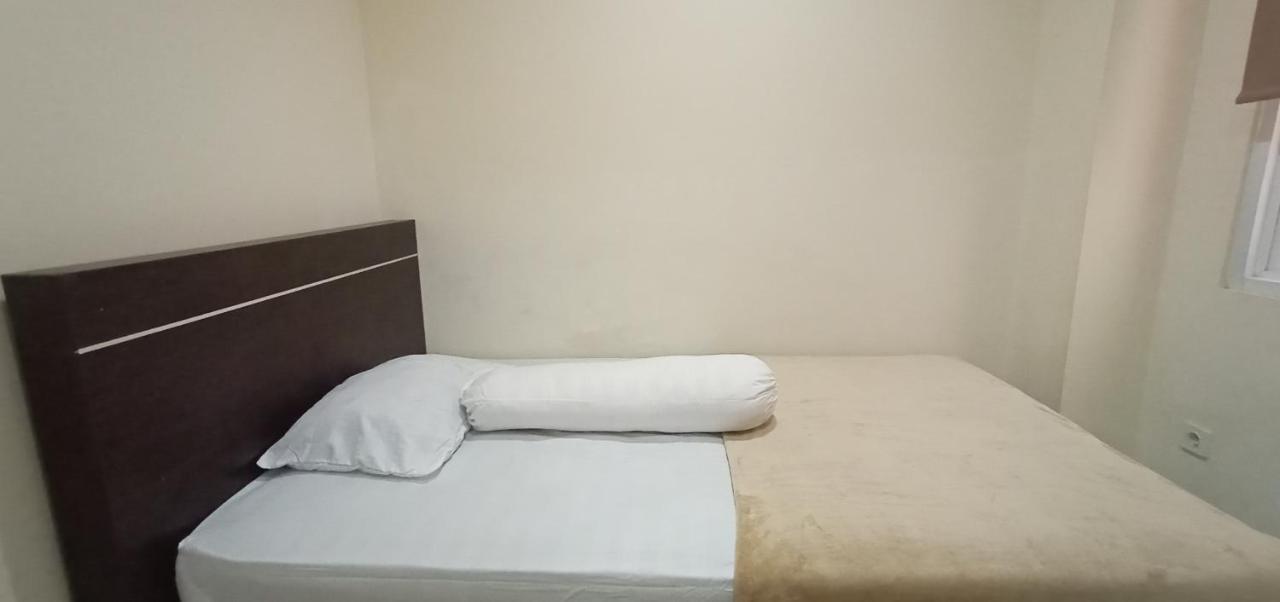 Hotel Giant Kost Tangerang Exteriér fotografie